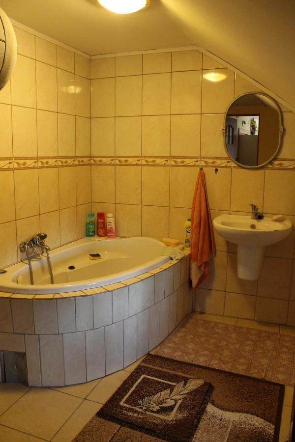 Appartement Dom Na Zaciszu à Laliki Extérieur photo